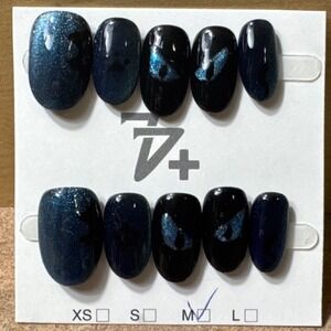 Press‎ On Nails Medium Oval Black Blue Eyes Accent